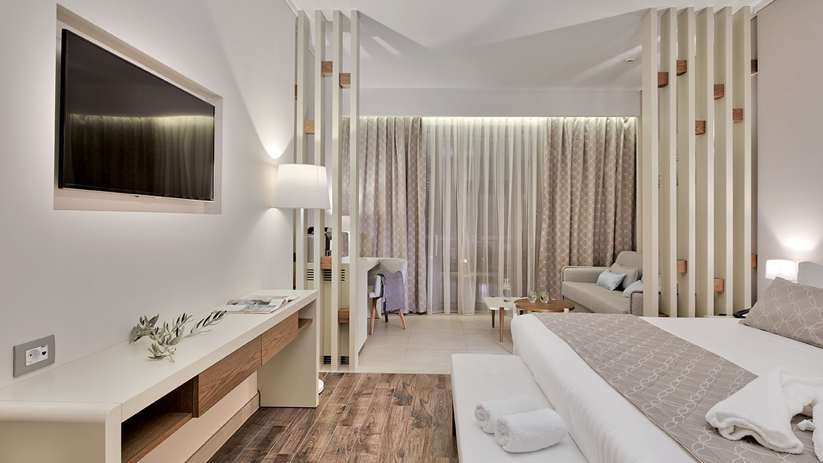 Junior Suite Side Sea View 